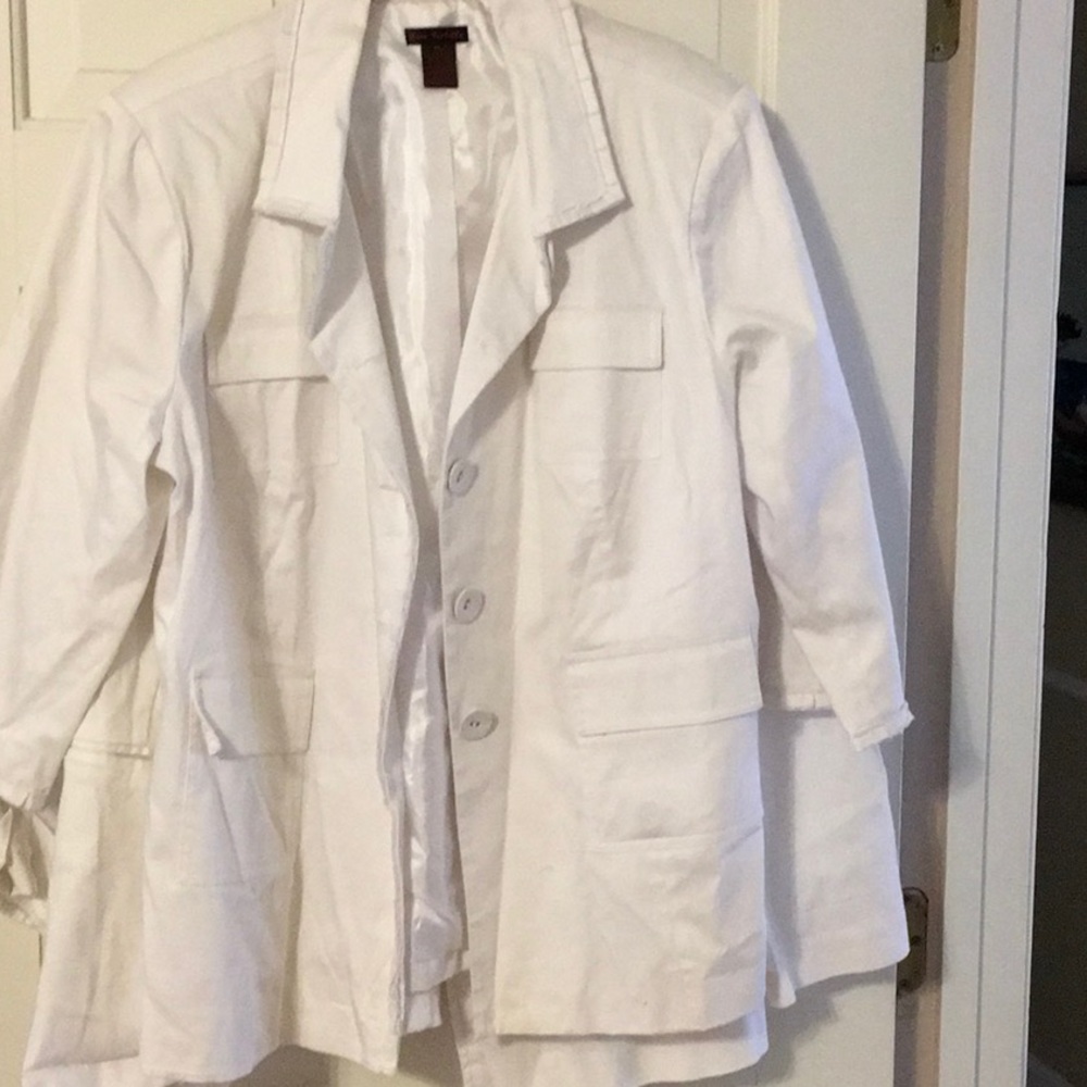 EUC, Sara Isabella, WHITE COTTON 3/4 sleeves,size XL, jacket